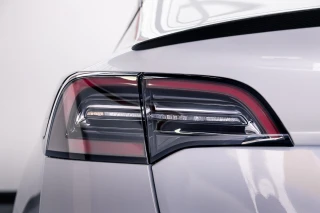Tesla Model 3 Long-Range Dual Motor AWD