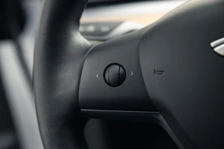 Tesla Model 3 Standard Range Plus RWD