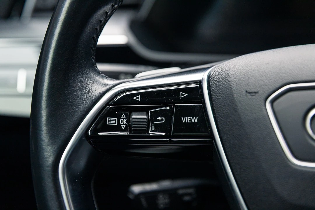 Audi e-tron 50 quattro