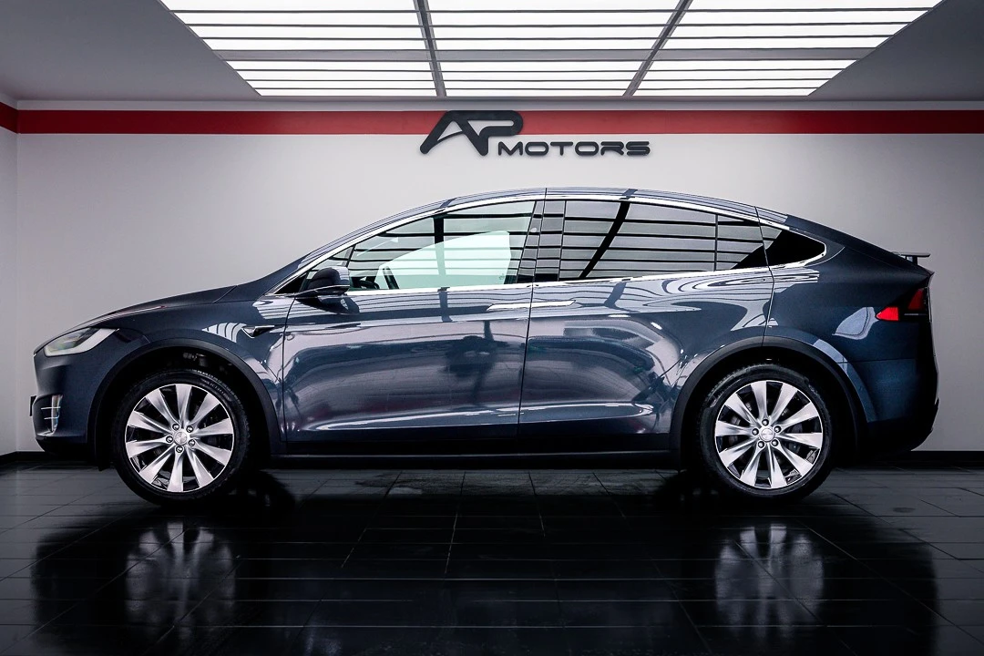 Tesla Model X 100D