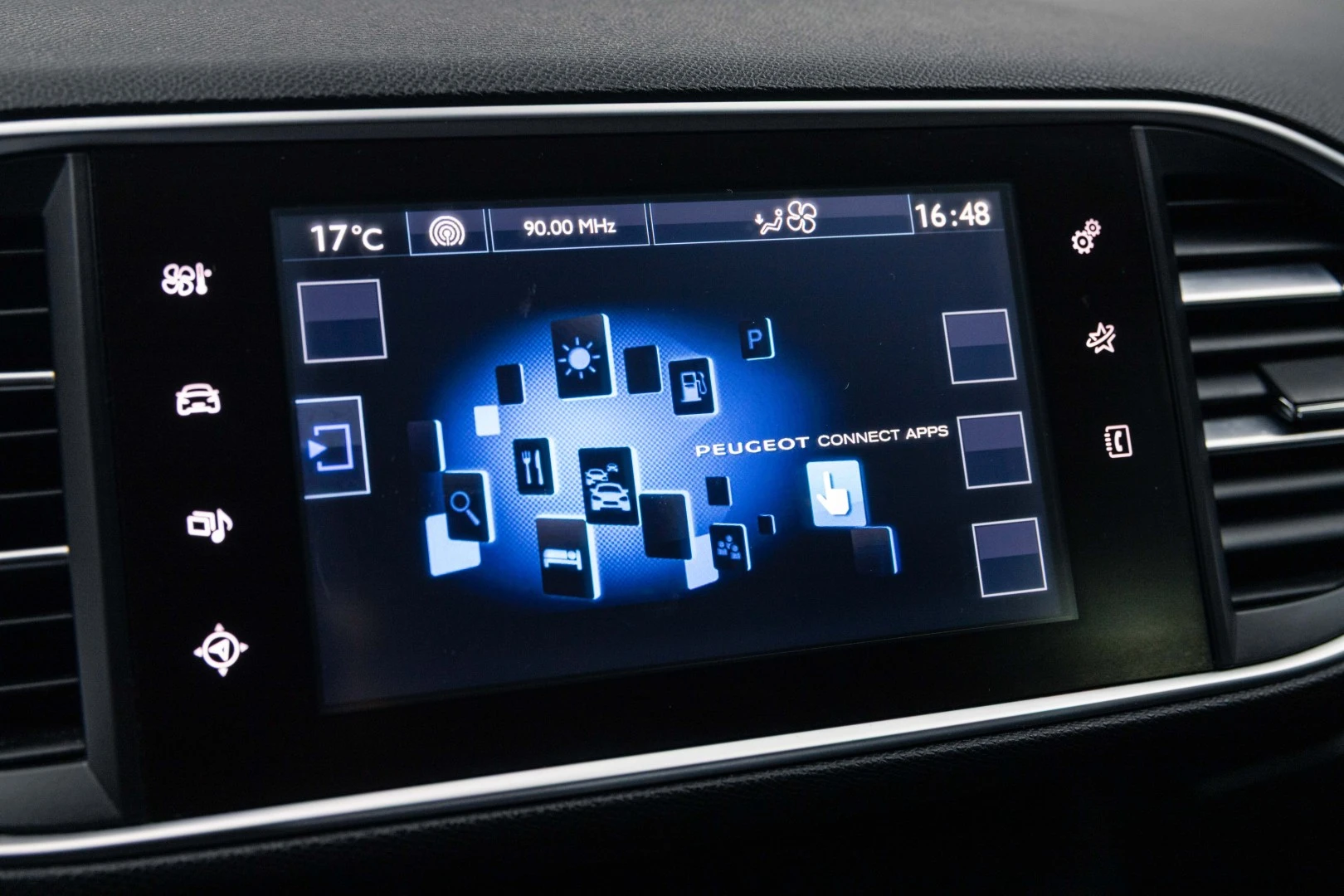 Peugeot 308 1.6 e-HDi Active J17