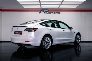 Tesla Model 3 Long-Range Dual Motor AWD