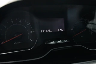 Peugeot 208 1.2 VTi Access