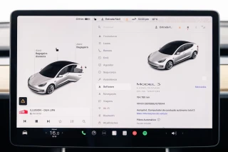 Tesla Model 3 Long-Range Dual Motor AWD