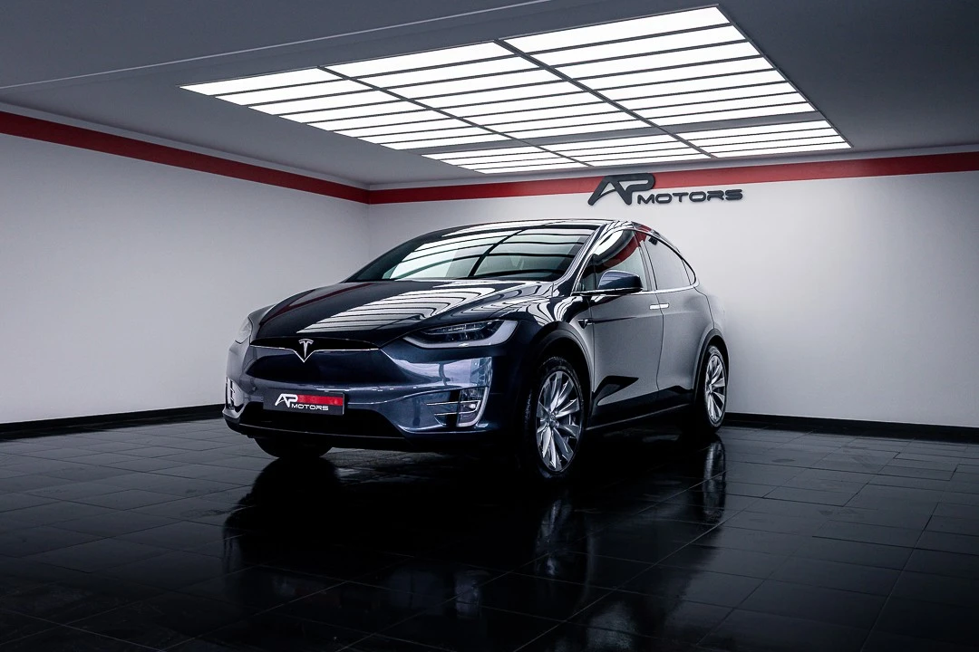 Tesla Model X 100D