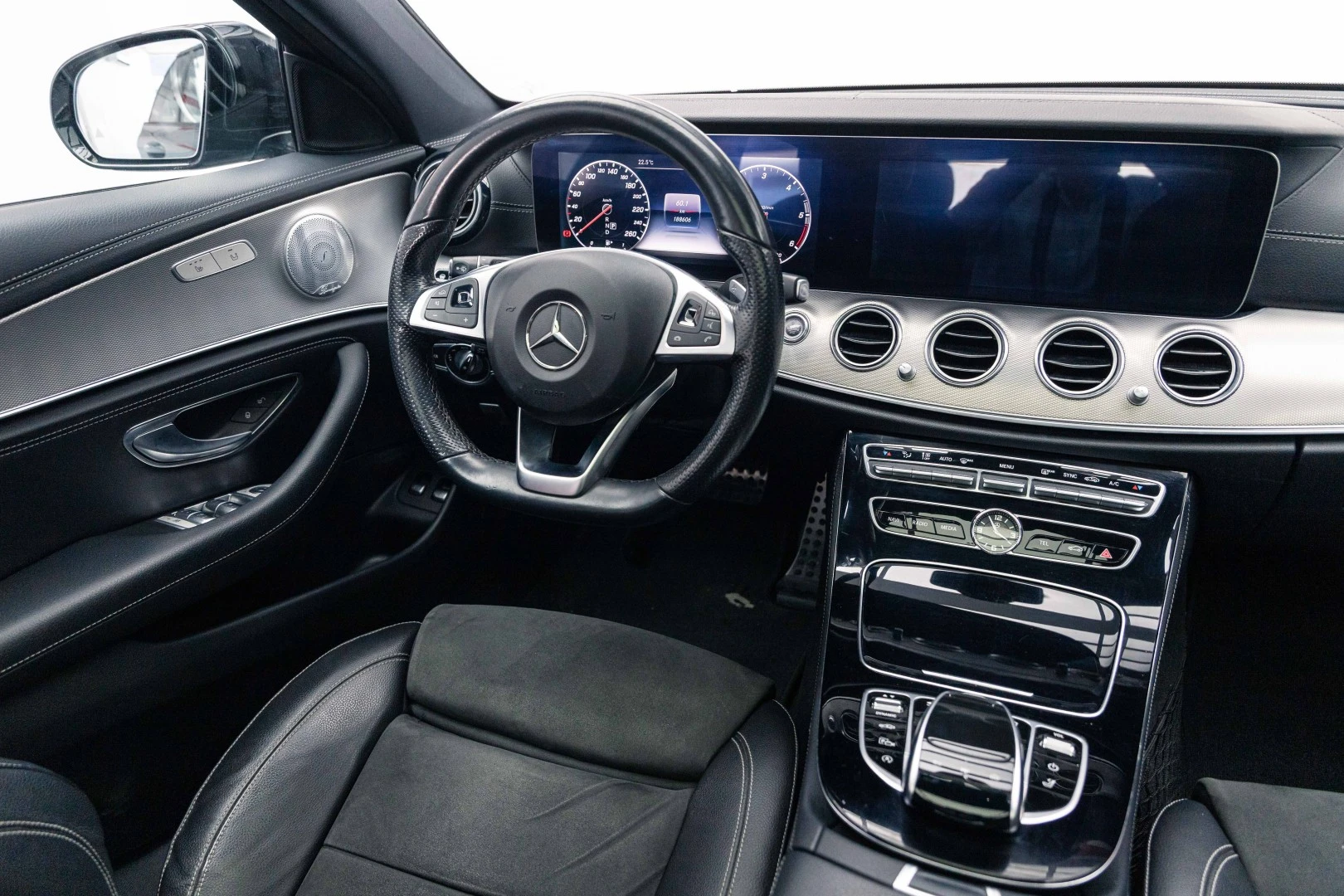 Mercedes-Benz E 220 D AMG