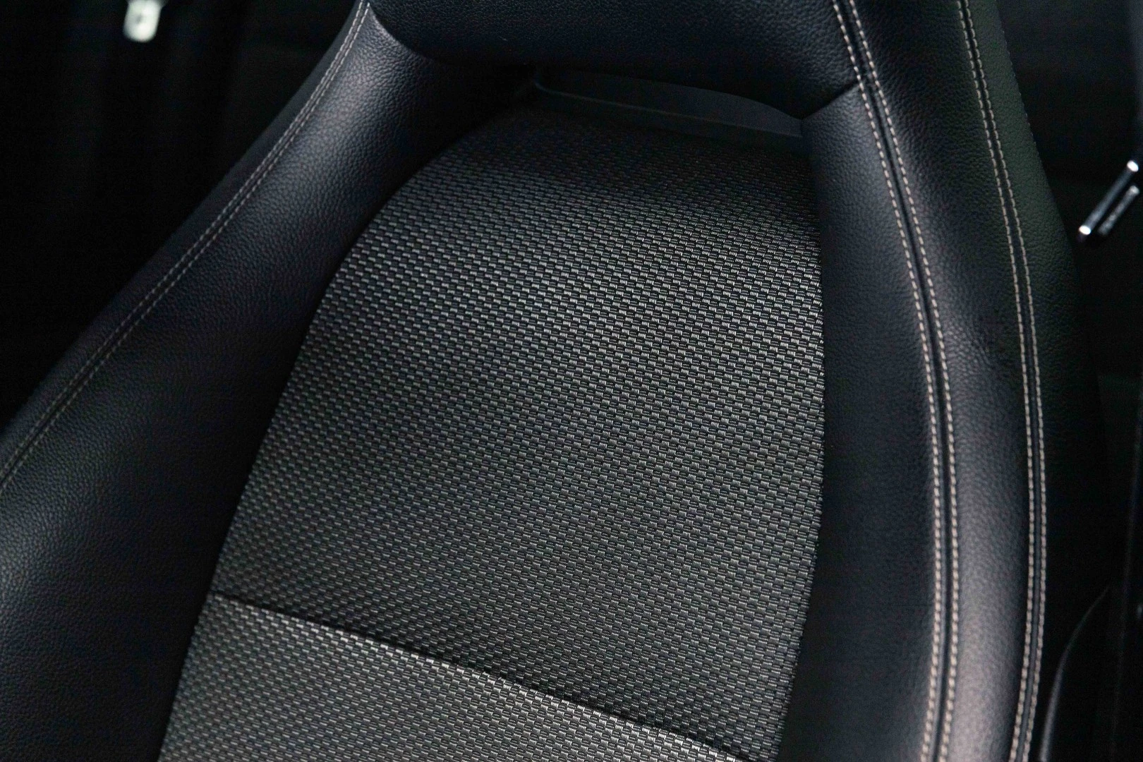 Mercedes-Benz CLA 180 Urban
