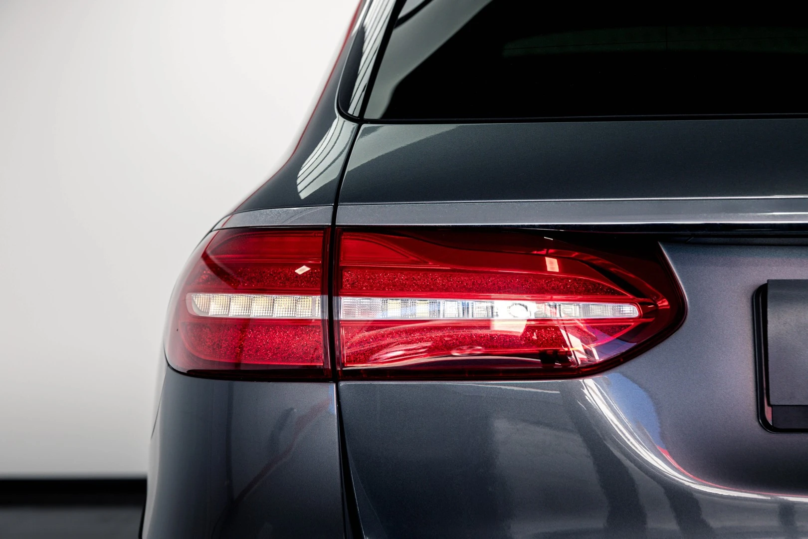 Mercedes-Benz E 220 D AMG