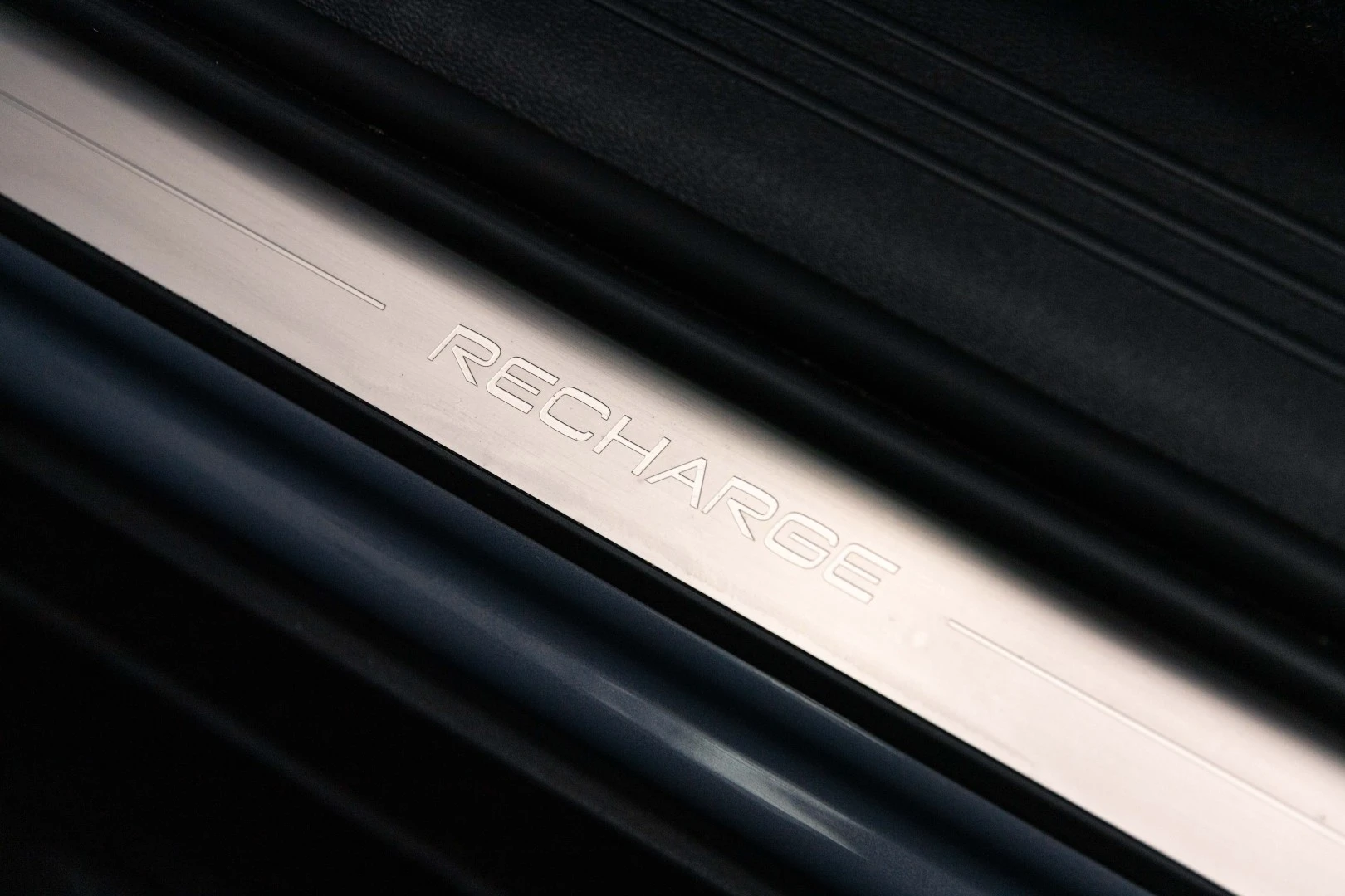 Volvo XC 40 1.5 T5 PHEV Momentum