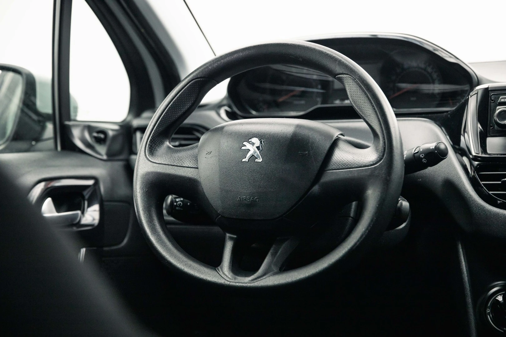 Peugeot 208 1.2 VTi Access