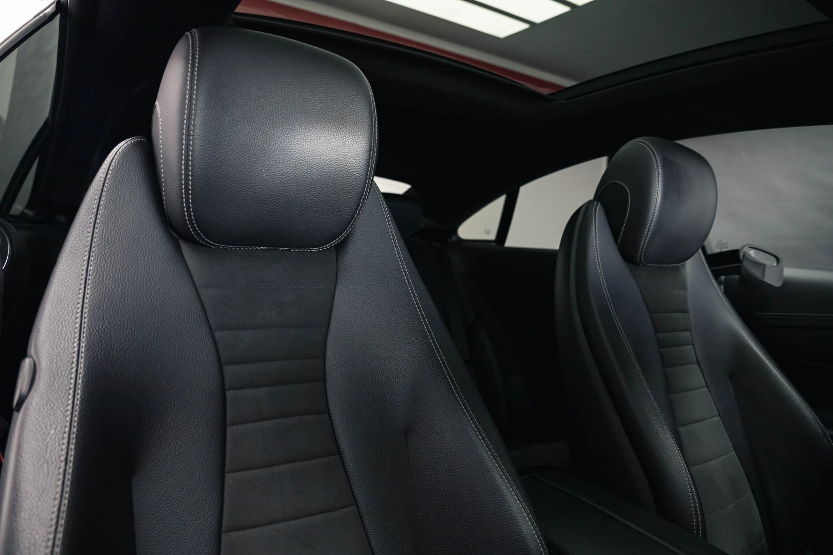 Mercedes-Benz E 220 d AMG Line