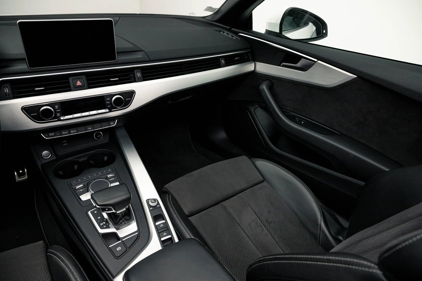 Audi A5 Cabrio 2.0 TFSi S-line S tronic