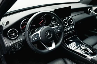 Mercedes-Benz C 220 d AMG Line