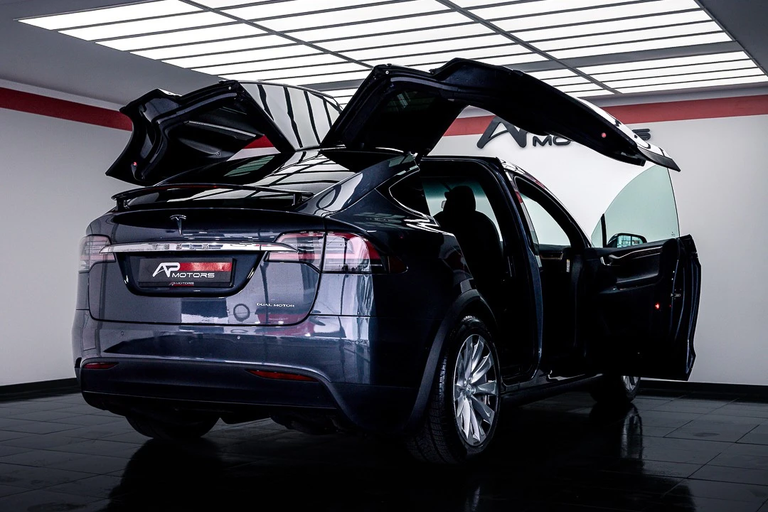 Tesla Model X 100D