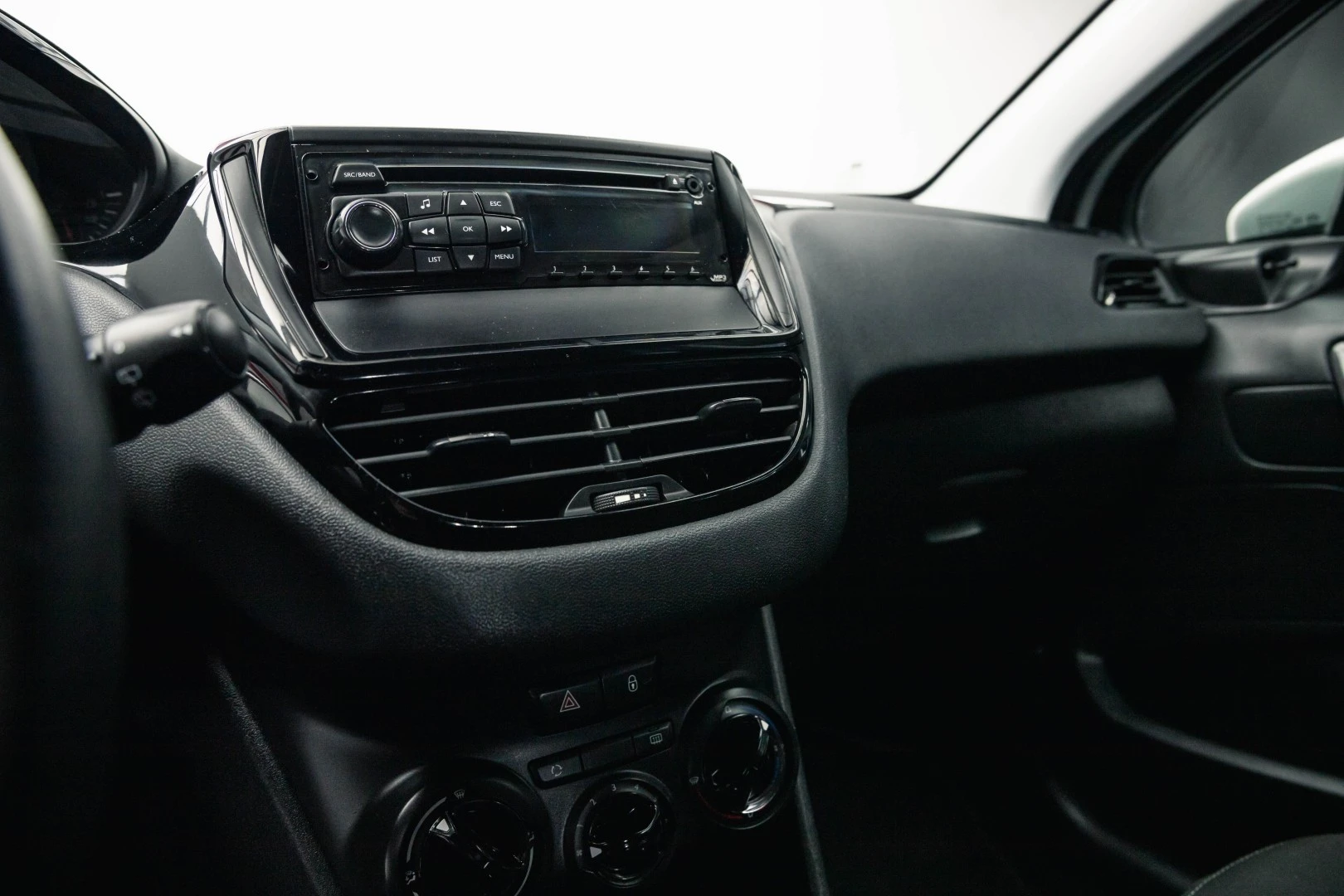 Peugeot 208 1.2 VTi Access