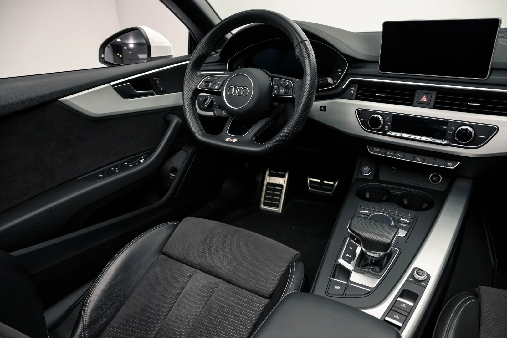 Audi A5 Cabrio 2.0 TFSi S-line S tronic