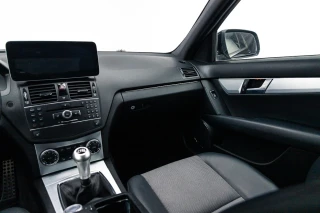 Mercedes-Benz C 220 CDi Avantgarde BlueEfficiency