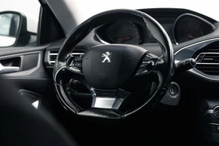 Peugeot 308 1.6 e-HDi Active J17