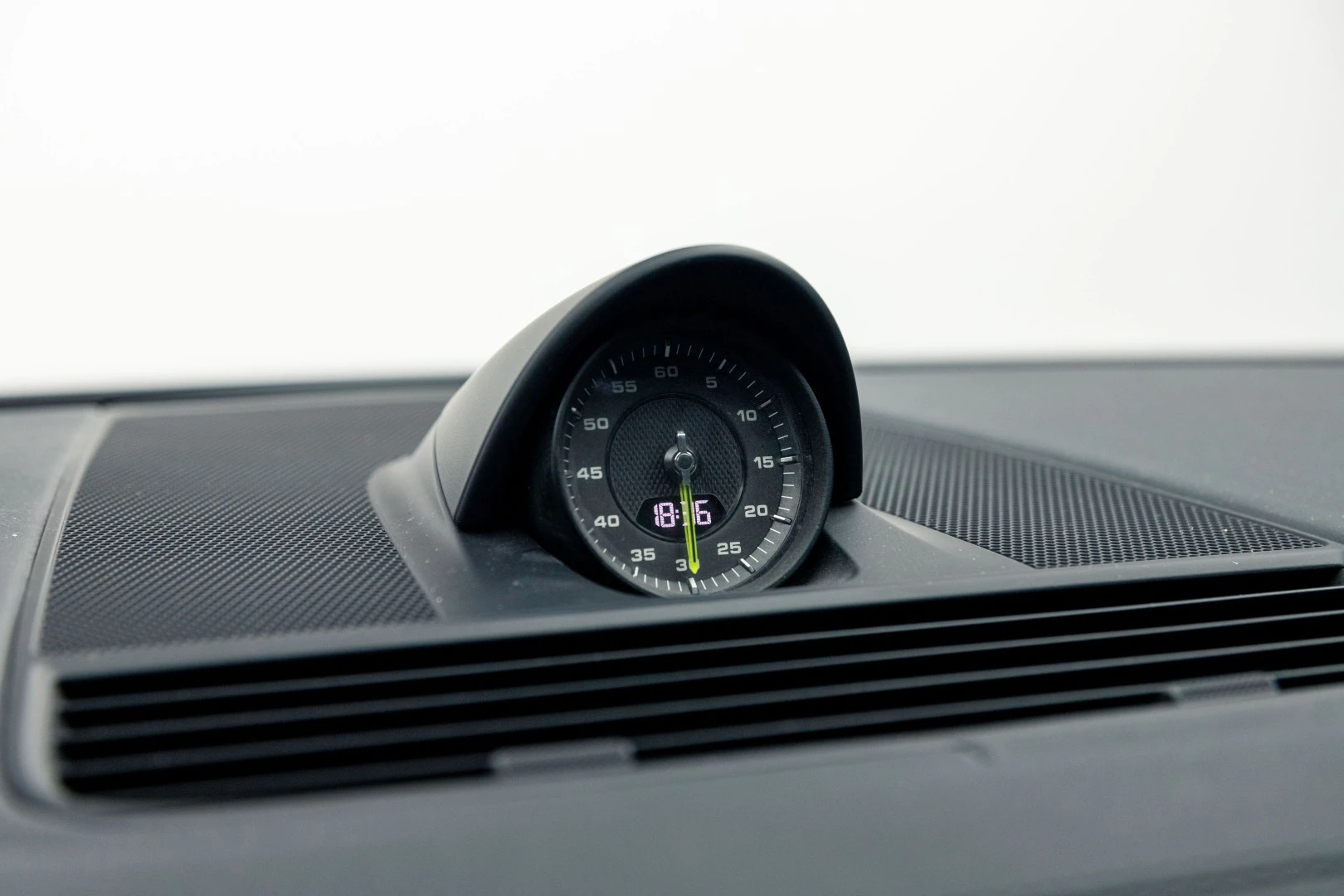 Porsche Panamera Sport Turismo 4 E-Hybrid Platinum Edition