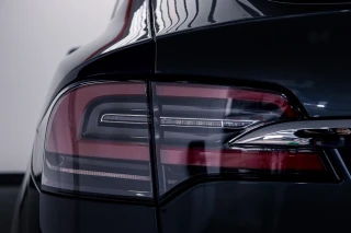 Tesla Model X 100D