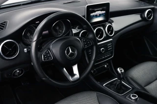 Mercedes-Benz CLA 180 Urban