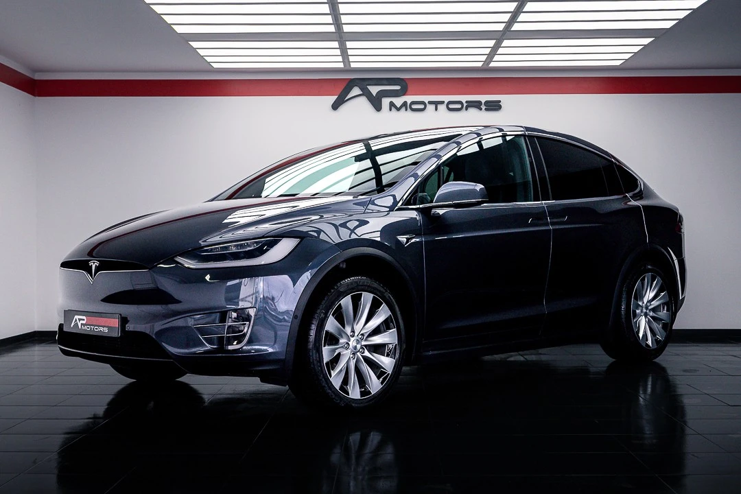 Tesla Model X 100D