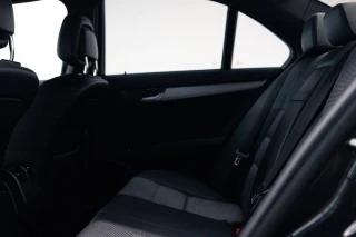 Mercedes-Benz C 220 CDi Avantgarde BlueEfficiency
