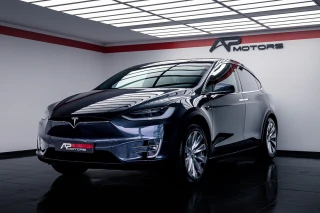 Tesla Model X 100D