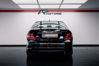 Mercedes-Benz C 220 CDi Avantgarde BlueEfficiency