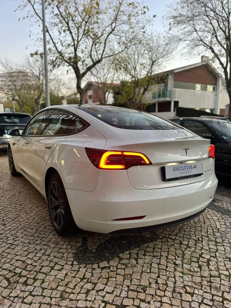 Tesla Model 3 Long-Range Dual Motor AWD