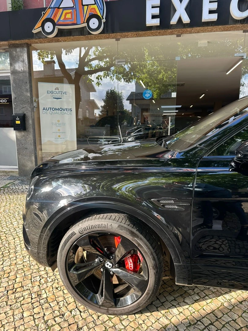 Bentley Bentayga V8