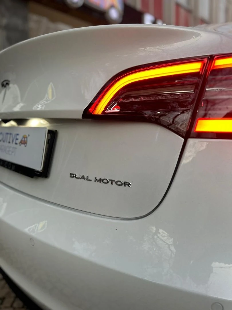 Tesla Model 3 Long-Range Dual Motor AWD