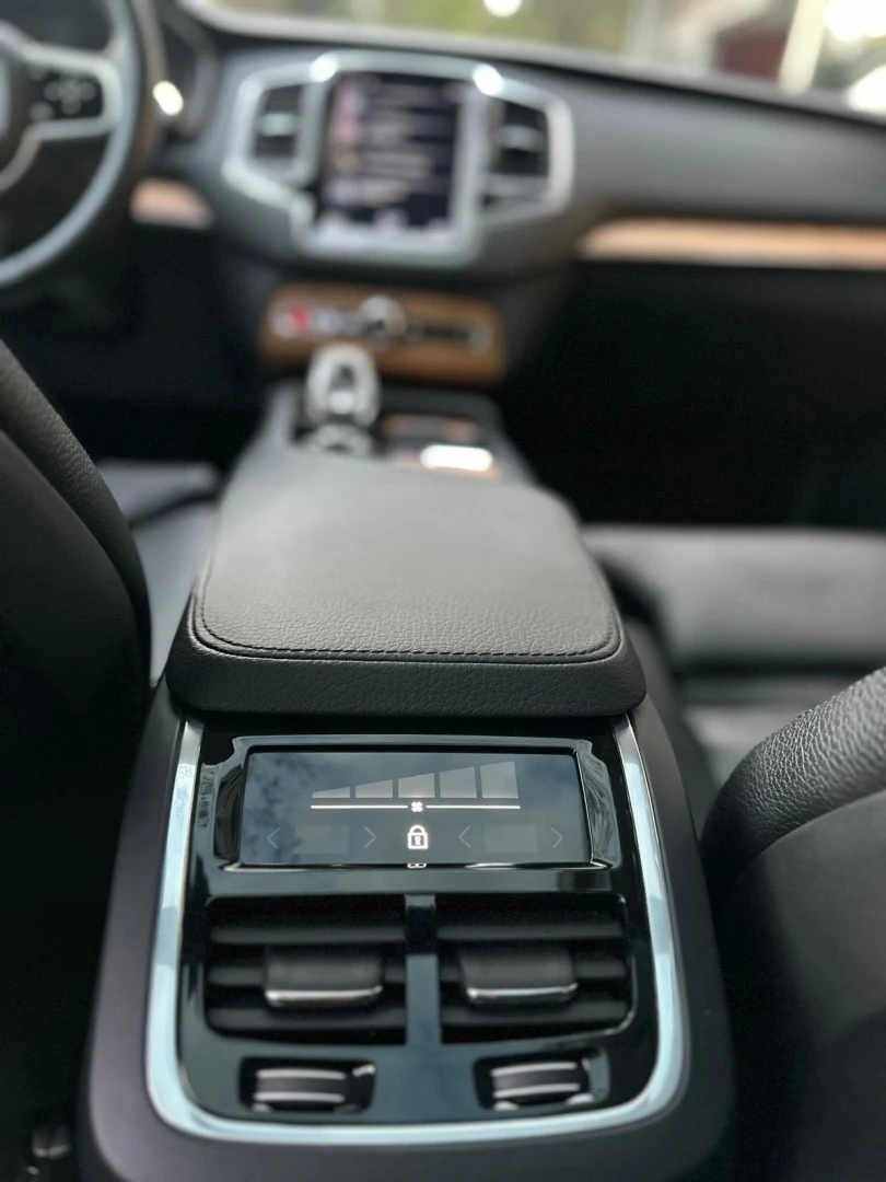 Volvo XC 90 2.0 T8 PHEV Inscription Expression AWD
