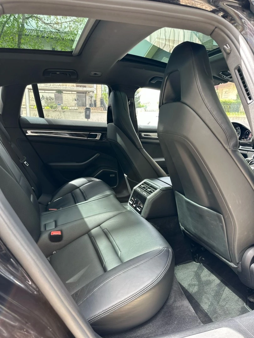 Porsche Panamera Sport Turismo 4 E-Hybrid
