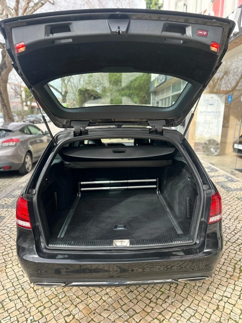 Mercedes-Benz E 300 Bluetec Hybrid Avantgarde