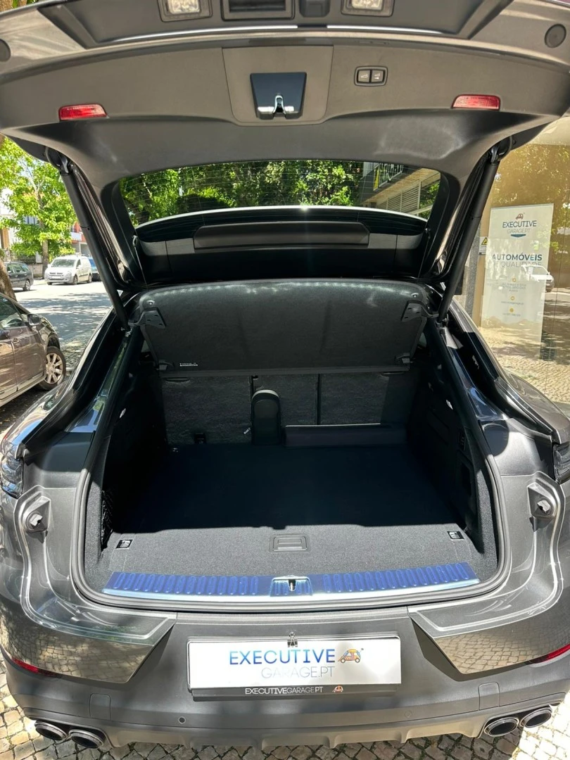 Porsche Cayenne S E-Hybrid