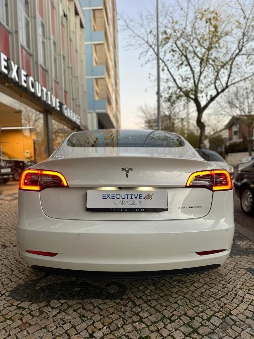 Tesla Model 3 Long-Range Dual Motor AWD