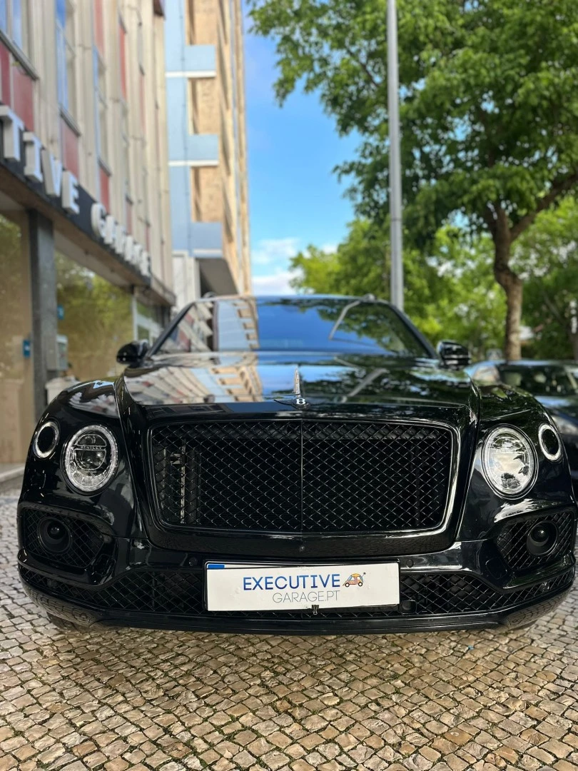 Bentley Bentayga V8