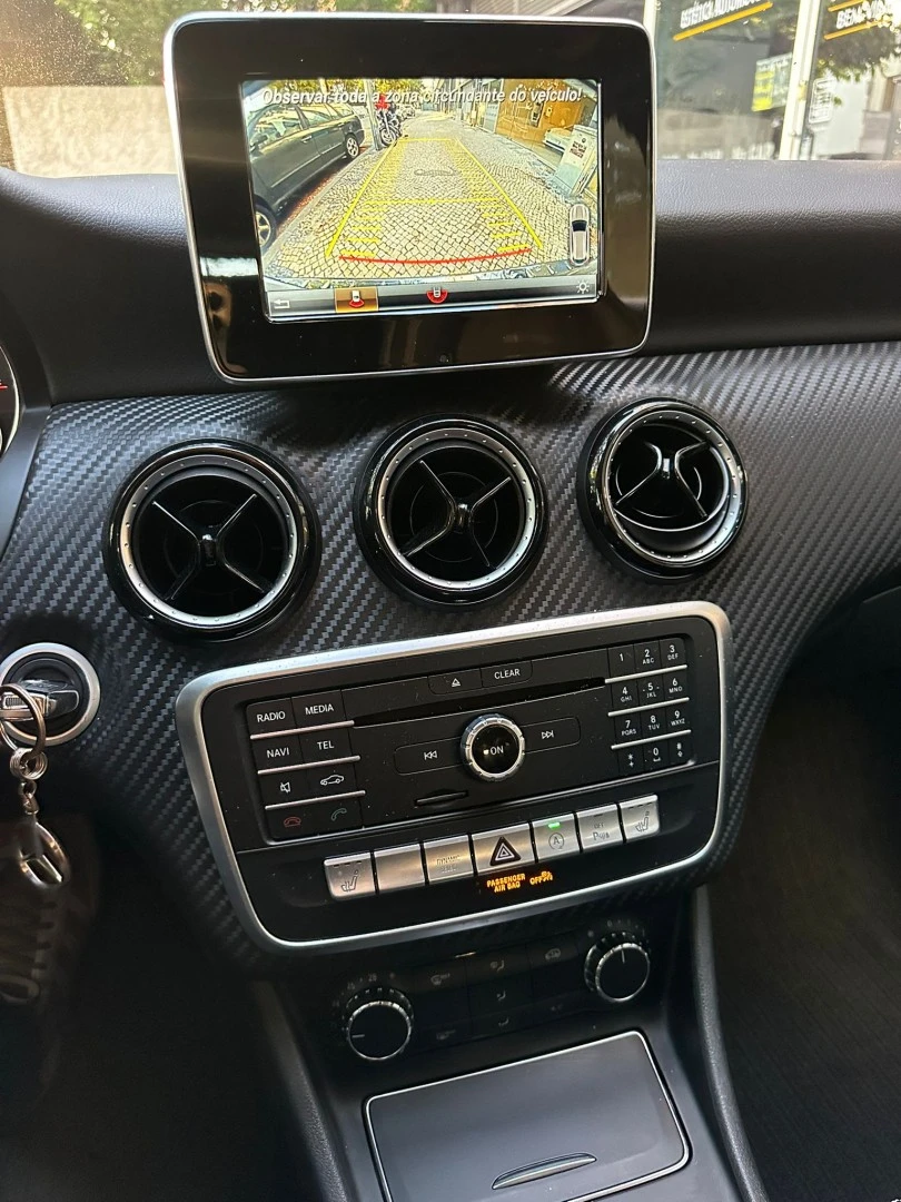 Mercedes-Benz GLA 220 d Urban