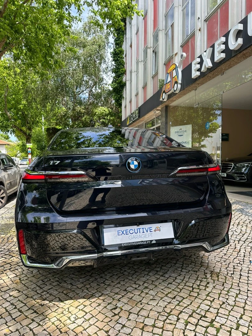 BMW i7 xDrive60 Pack Desportivo M