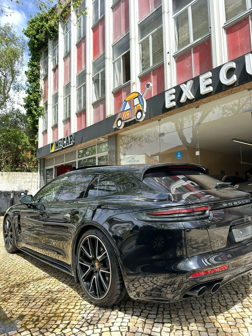 Porsche Panamera Sport Turismo 4 E-Hybrid