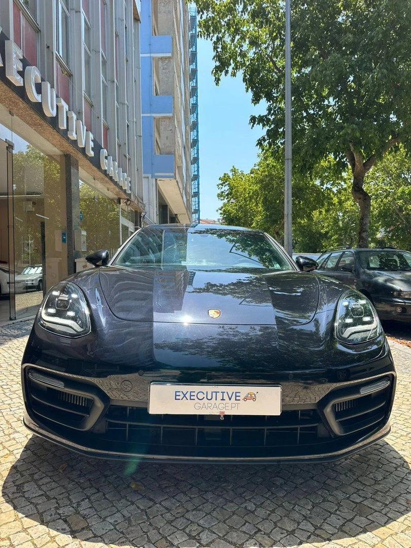 Porsche Panamera Sport Turismo 4 E-Hybrid