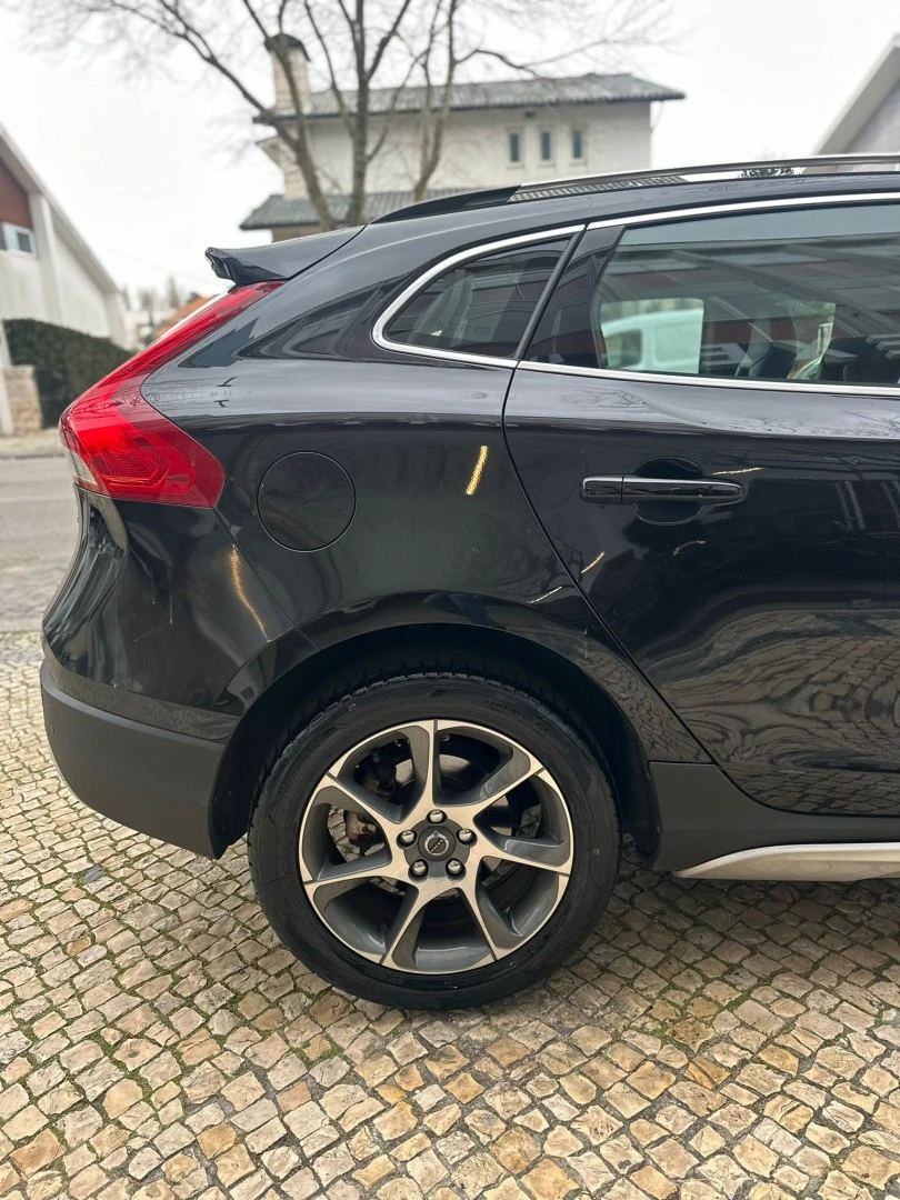 Volvo V40 Cross Country D3 2.0 Ocean Race