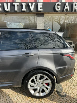 Land Rover Range Rover Sport P400e Hybrid HSE