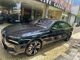 BMW i7 xDrive60 Pack Desportivo M