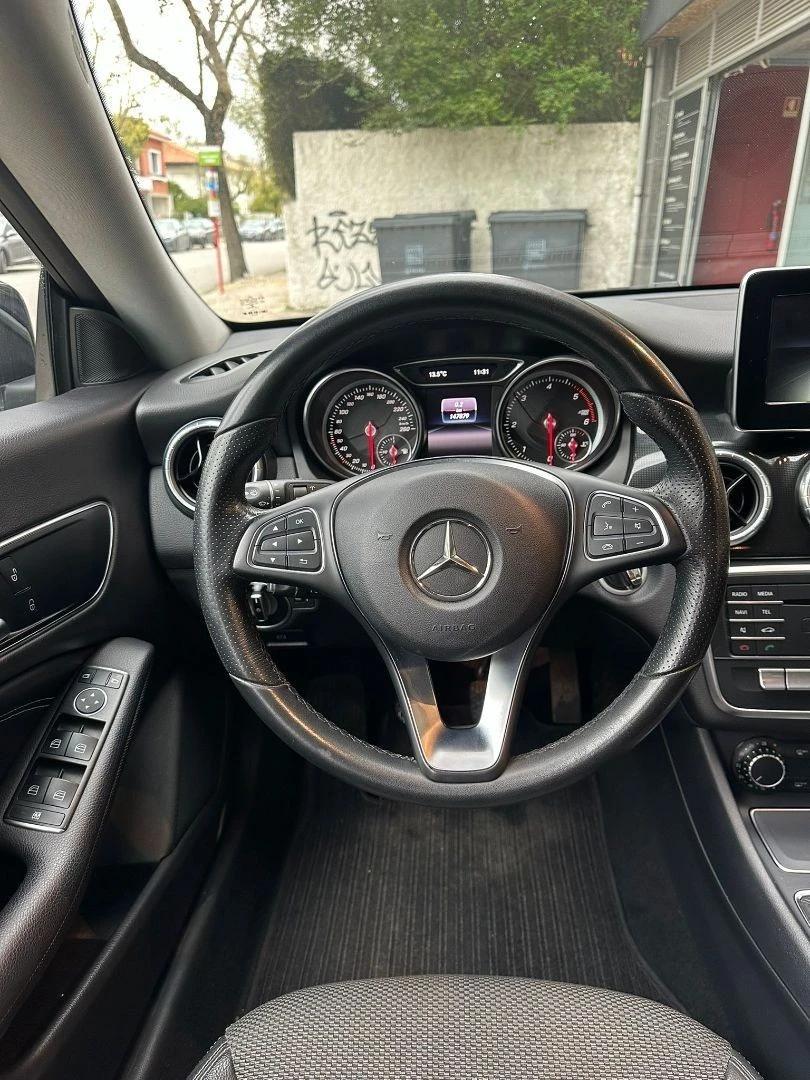 Mercedes-Benz CLA 180 d Shooting Brake Urban