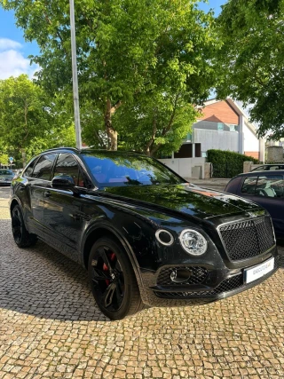 Bentley Bentayga V8