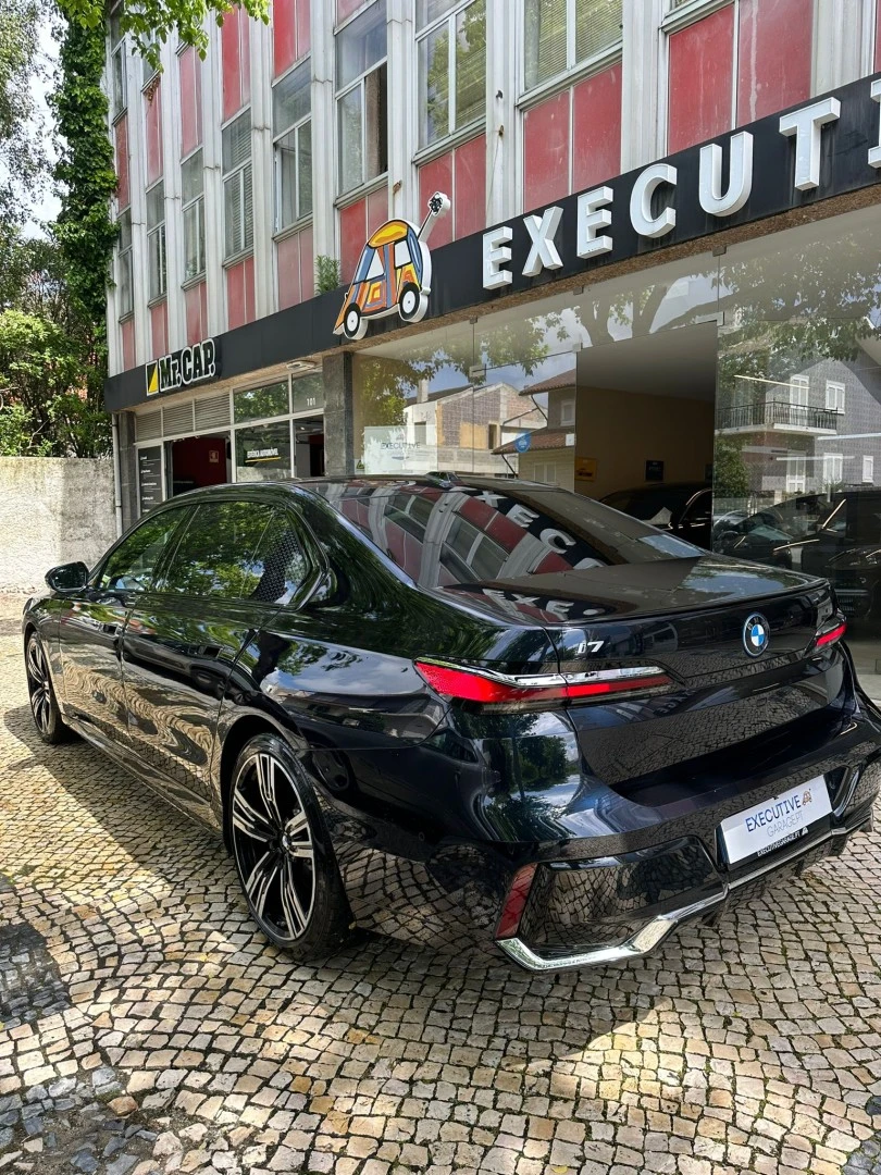 BMW i7 xDrive60 Pack Desportivo M
