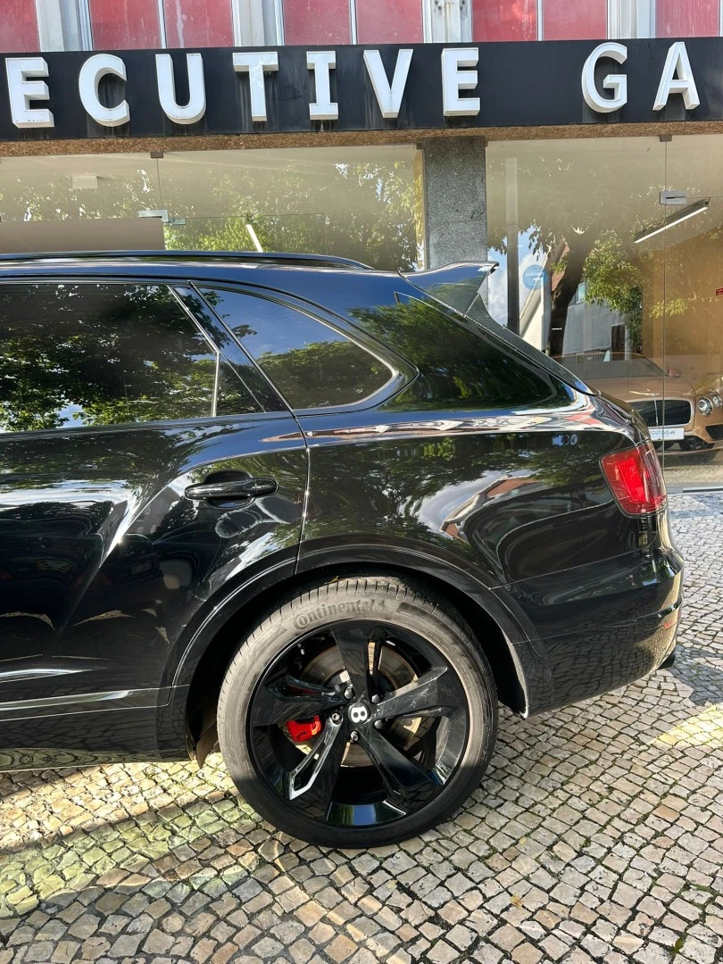 Bentley Bentayga V8