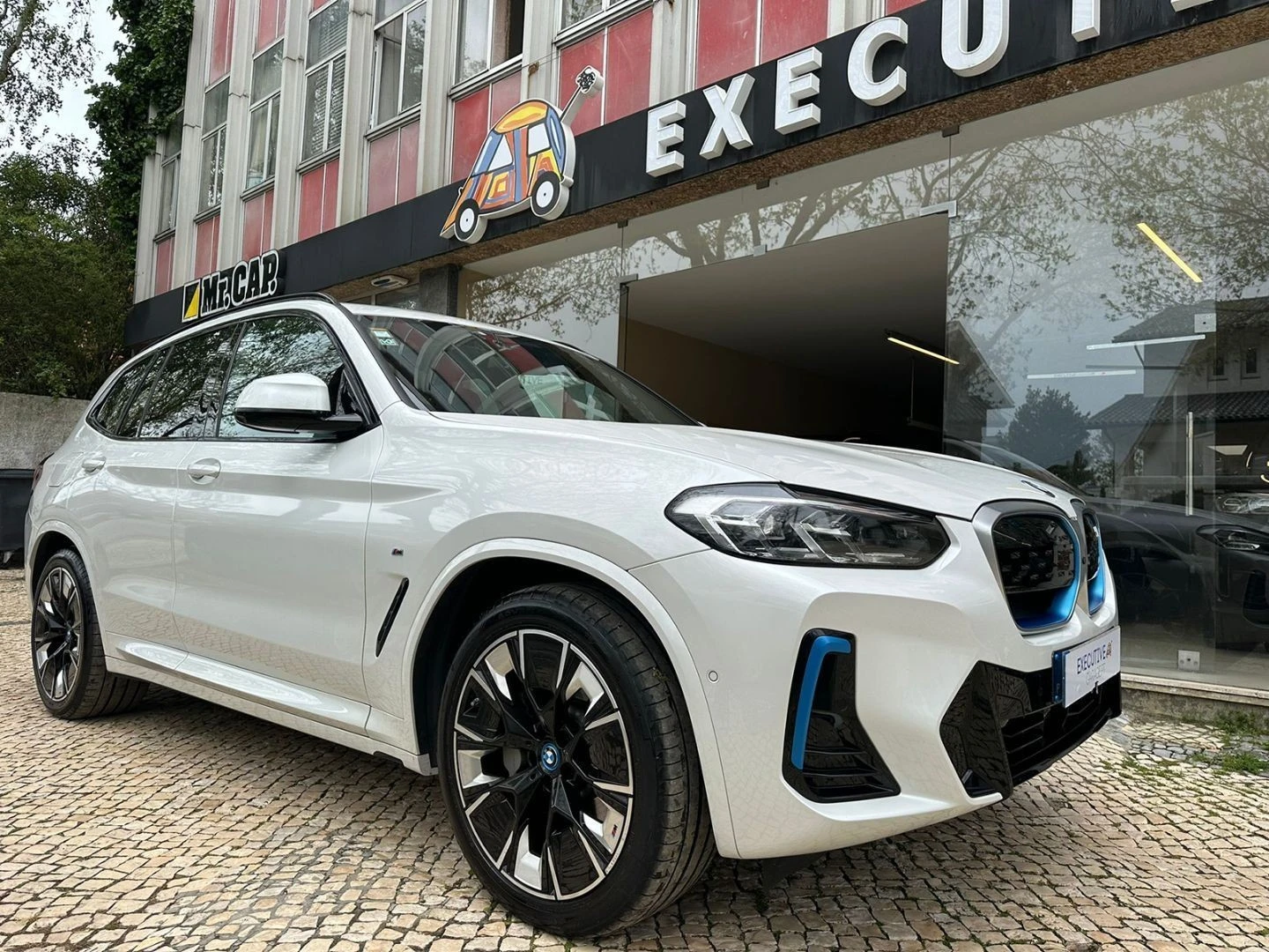 BMW iX3 M Sport Inspiring